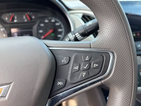 Used 2024 Chevrolet Malibu LT FWD image 23