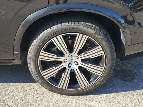 Certified 2025 Volvo XC90 T8 Plus w/ Protection Package Premier image 13