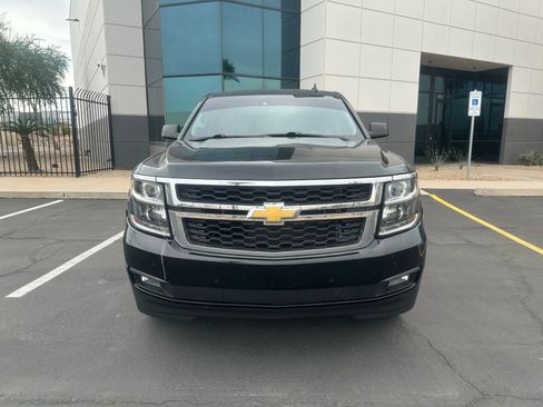 Used 2015 Chevrolet Suburban LT w/ Luxury Package image 2