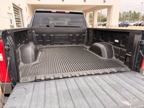 Used 2020 Chevrolet Silverado 1500 Custom w/ Custom Value Package image 26