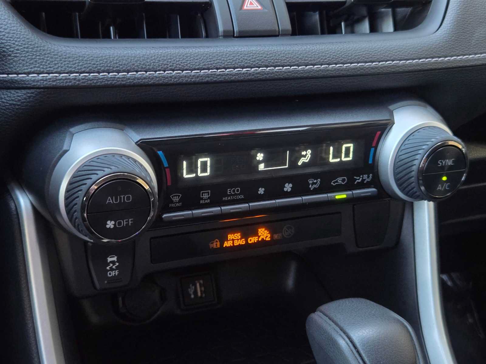 Certified 2025 Toyota RAV4 XLE AWD/4WD image 18