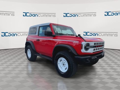 Used 2024 Ford Bronco Heritage Edition AWD/4WD image 3