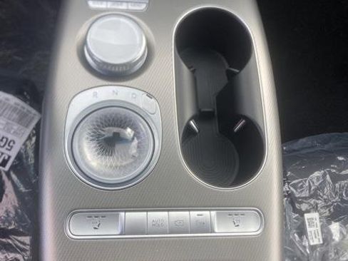 New 2025 Genesis GV60 Advanced image 16