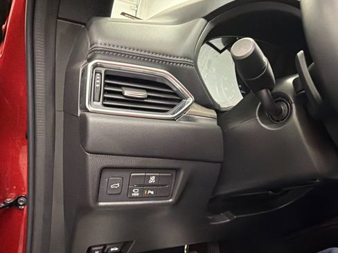Certified 2025 MAZDA CX-5 Signature AWD/4WD image 32