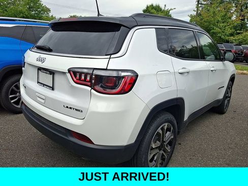 Used 2022 Jeep Compass Limited w/ Sun and Sound Group AWD/4WD image 4