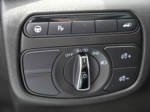 Used 2023 INFINITI QX50 Luxe AWD/4WD image 33