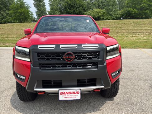 New 2026 Nissan Frontier PRO-4X w/ Pro-4x Convenience Package AWD/4WD image 3
