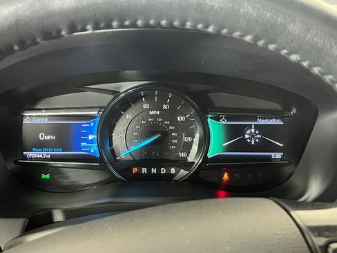 Used 2018 Ford Explorer XLT w/ Equipment Group 202A AWD/4WD image 20