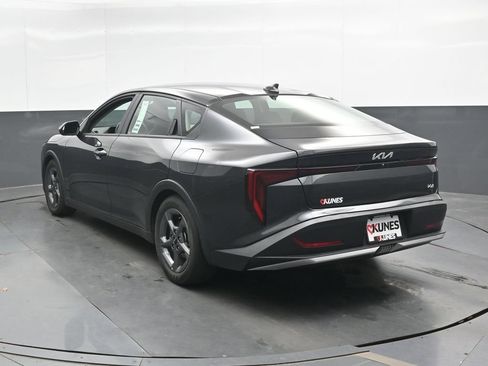 Used 2025 Kia K4 FWD image 9
