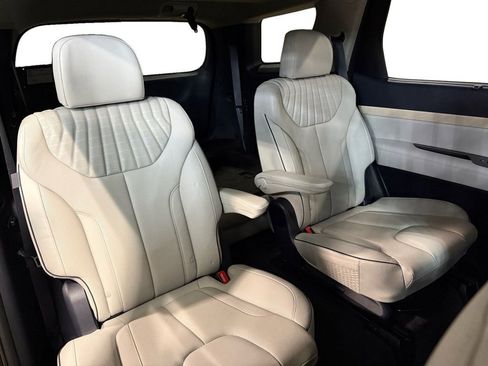 Used 2023 Hyundai Palisade Limited image 13