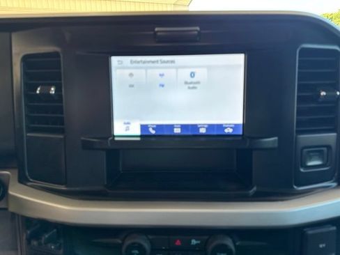 Used 2025 Ford F250 XL w/ F-250 >10K GVWR Package AWD/4WD image 17