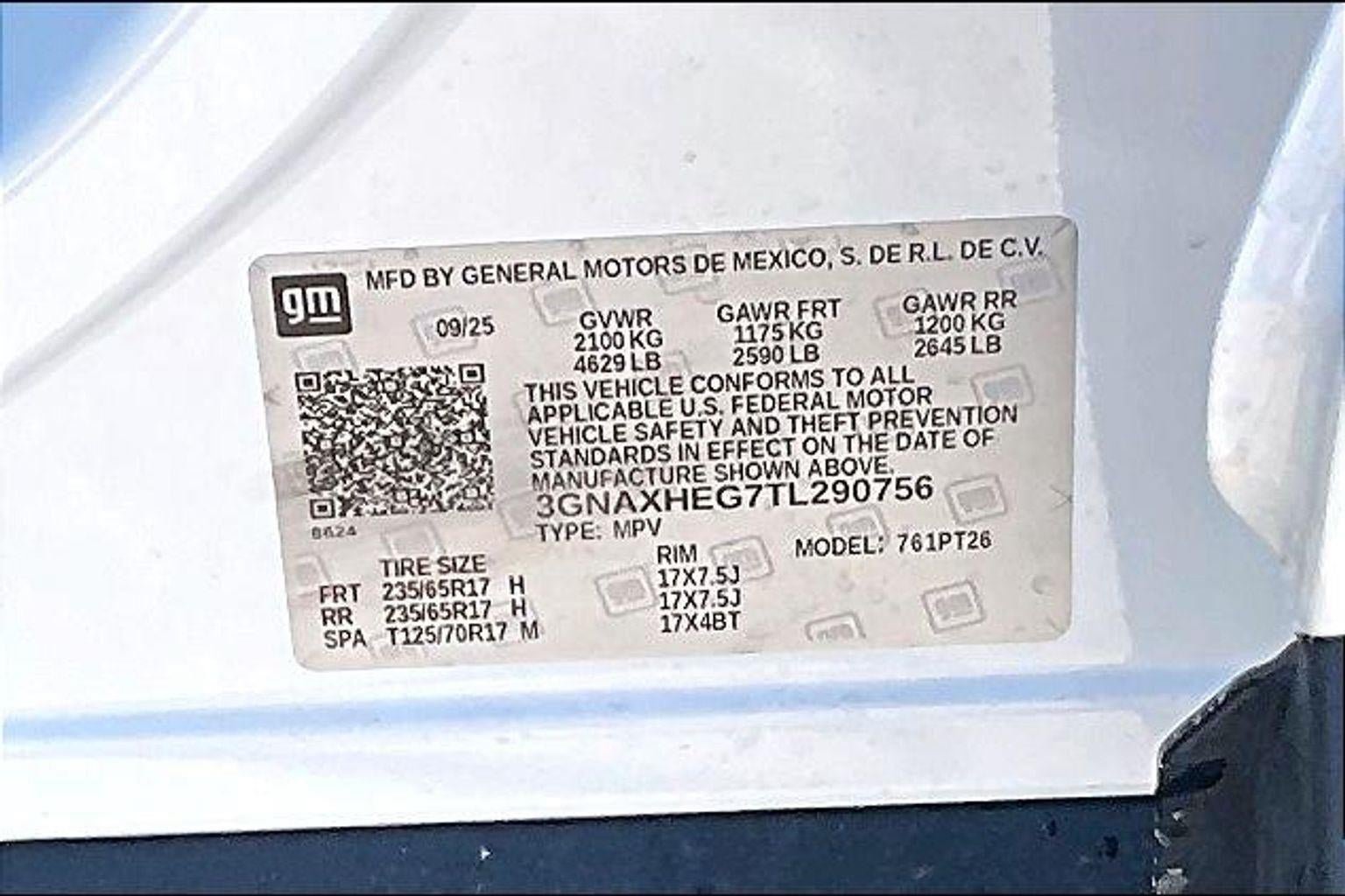 Used 2026 Chevrolet Equinox LT FWD image 32