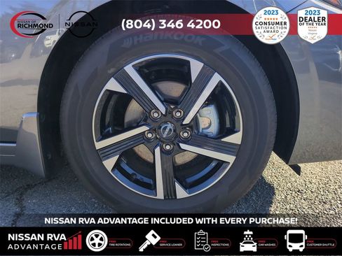 Used 2025 Nissan Sentra SV w/ Trunk Package image 11