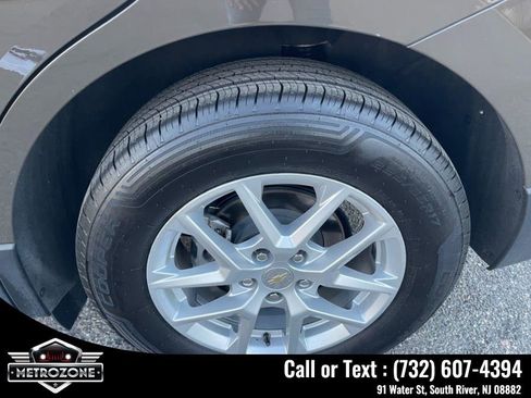 Used 2023 Chevrolet Equinox LT image 34