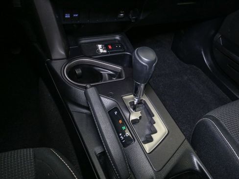 Used 2017 Toyota RAV4 XLE image 31