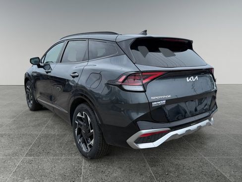 Used 2024 Kia Sportage SX image 3