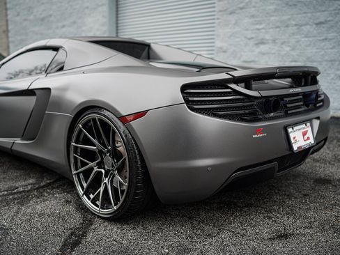 Used 2013 McLaren MP4-12C Spider image 13