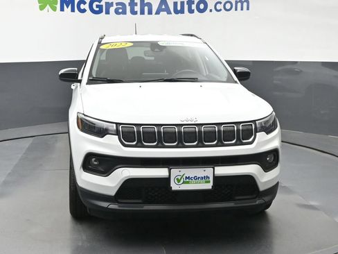 Used 2022 Jeep Compass Latitude AWD/4WD image 5
