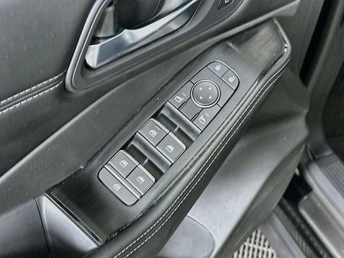 Used 2023 Nissan Rogue SL w/ SL Premium Package FWD image 15
