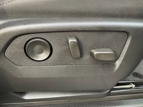 Certified 2024 Chevrolet Tahoe Z71 image 21