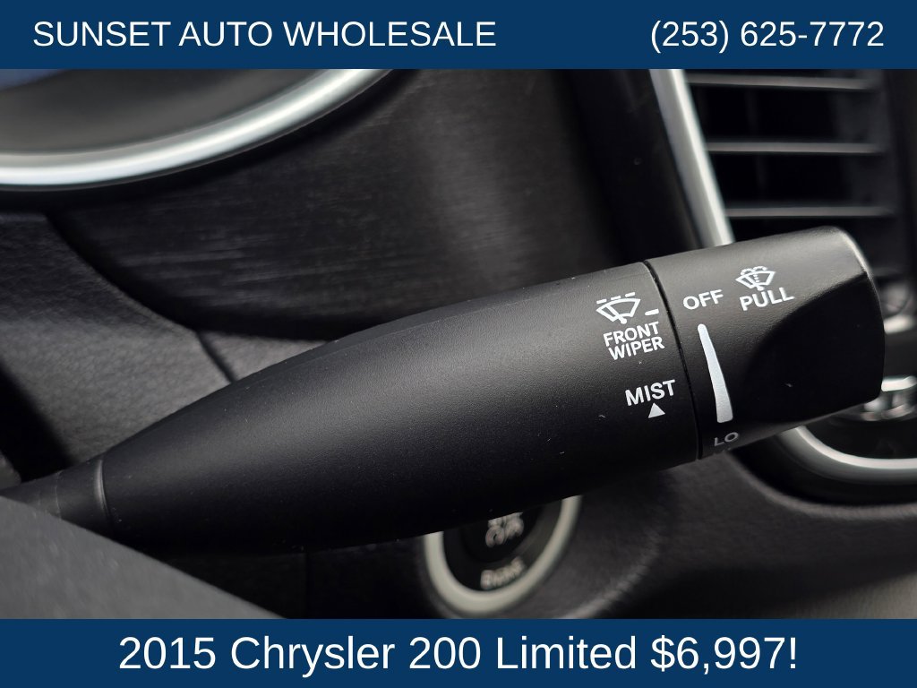 Used 2015 Chrysler 200 Limited w/ Convenience Group FWD image 32