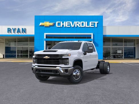 New 2026 Chevrolet Silverado 3500 W/T w/ WT Convenience Package AWD/4WD image 8
