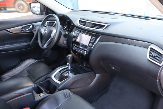 Used 2016 Nissan Rogue SL w/ SL Premium Package AWD/4WD image 38
