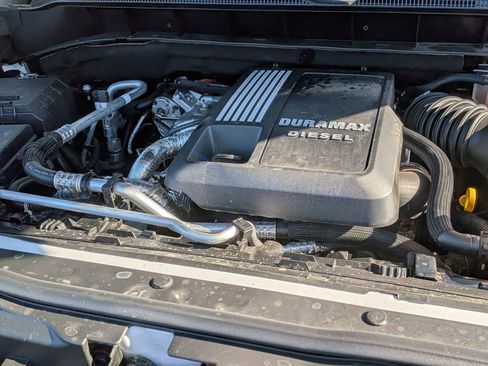 Certified 2025 Chevrolet Silverado 1500 LT w/ Z71 Off-Road Package image 35