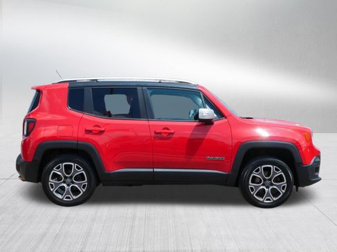 Used 2015 Jeep Renegade Limited w/ Safety & Security Group I AWD/4WD image 8