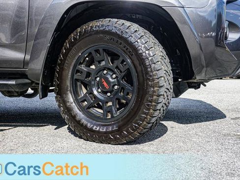 Used 2020 Toyota 4Runner SR5 image 17