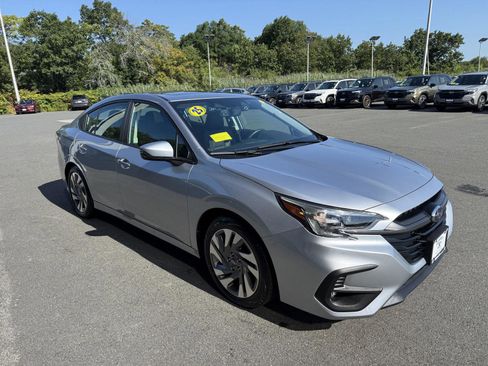 Used 2025 Subaru Legacy Limited image 7