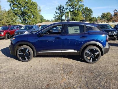 New 2026 Nissan Kicks SR w/ SR Premium Package