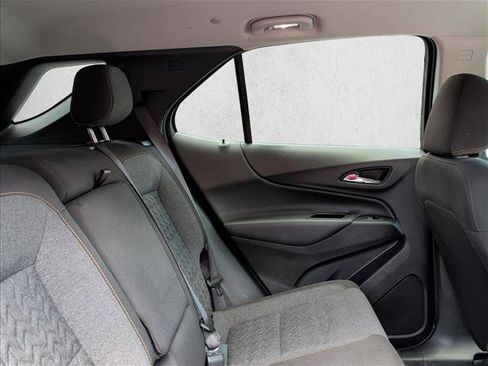 Used 2024 Chevrolet Equinox LT AWD/4WD image 20