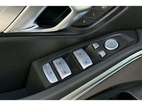 Used 2025 BMW M340i xDrive image 12