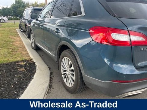 Used 2016 Lincoln MKX Select w/ Select Plus Package FWD image 4