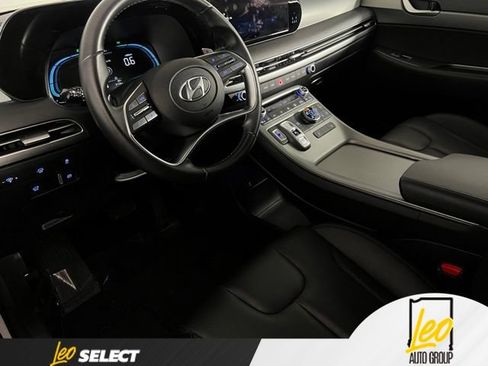 Used 2025 Hyundai Palisade SEL AWD/4WD image 9