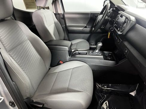 Used 2021 Toyota Tacoma SR image 21