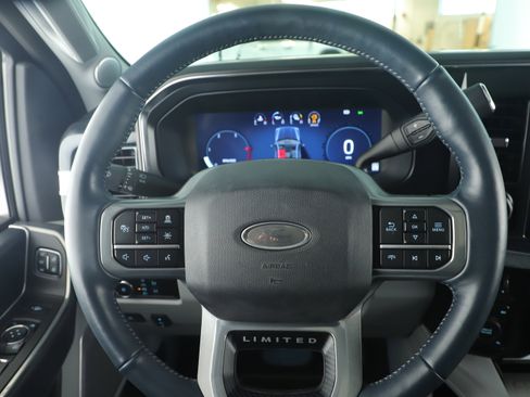 Used 2024 Ford F250 Limited w/ FX4 Off-Road Package image 9