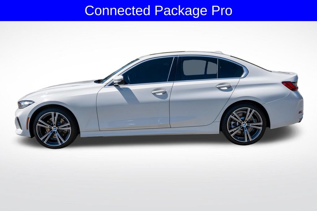 Used 2024 BMW 330i Sedan w/ Premium Package RWD image 5