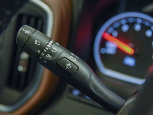 Used 2021 Chevrolet Silverado 1500 High Country w/ Technology Package image 31