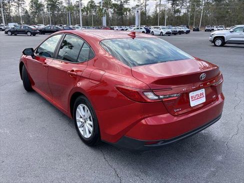 Certified 2025 Toyota Camry LE image 3