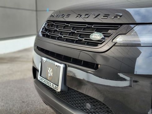 Used 2026 Land Rover Range Rover Evoque S image 41