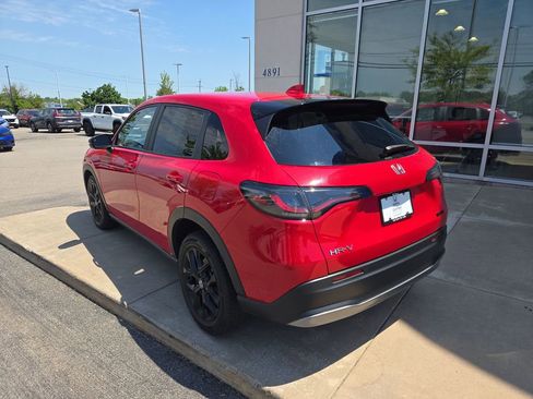 Certified 2024 Honda HR-V Sport image 5