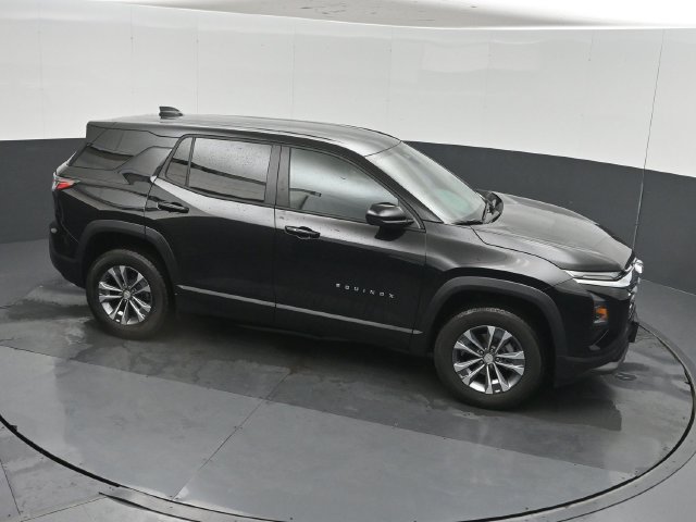 Used 2026 Chevrolet Equinox LT AWD/4WD image 44