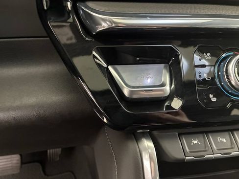 Used 2026 GMC Sierra 1500 Denali AWD/4WD image 24