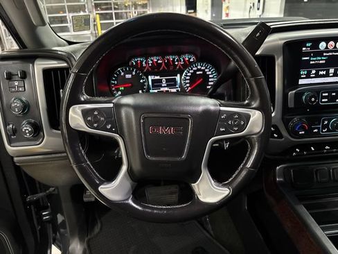 Used 2018 GMC Sierra 2500 SLT w/ Duramax Plus Package AWD/4WD image 21