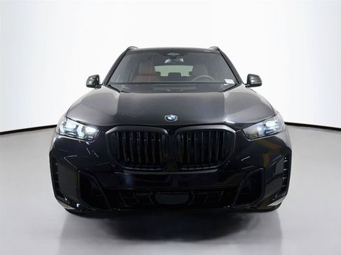 New 2026 BMW X5 xDrive40i w/ M Sport Package AWD/4WD image 2