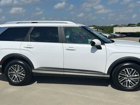 Used 2026 Hyundai Palisade SEL image 13