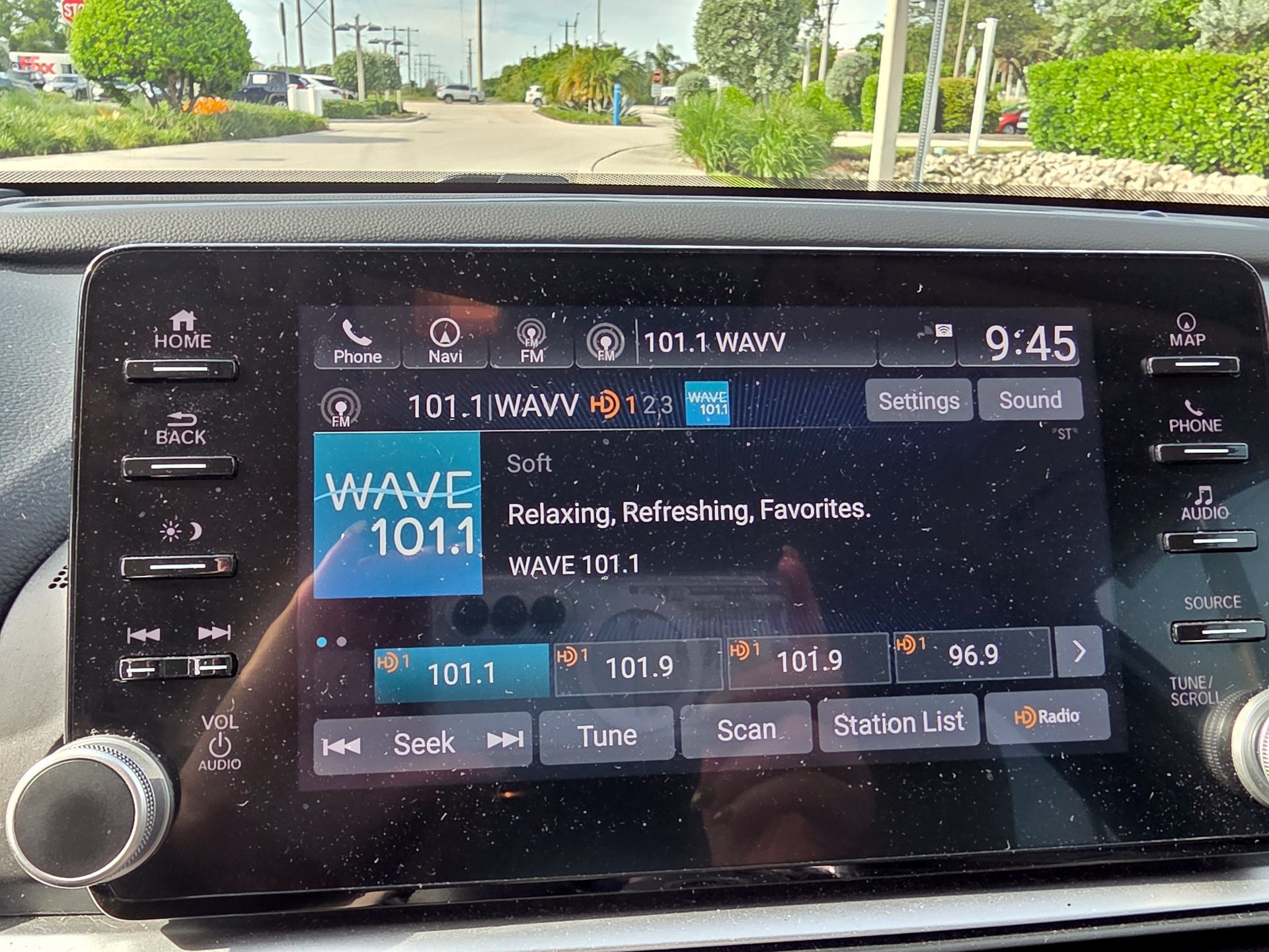 Used 2021 Honda Accord Touring image 19