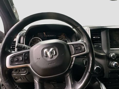 Used 2019 RAM 1500 Big Horn AWD/4WD image 12